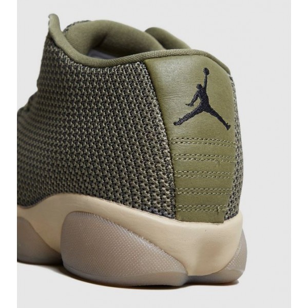 Jordan horizon 2018 top
